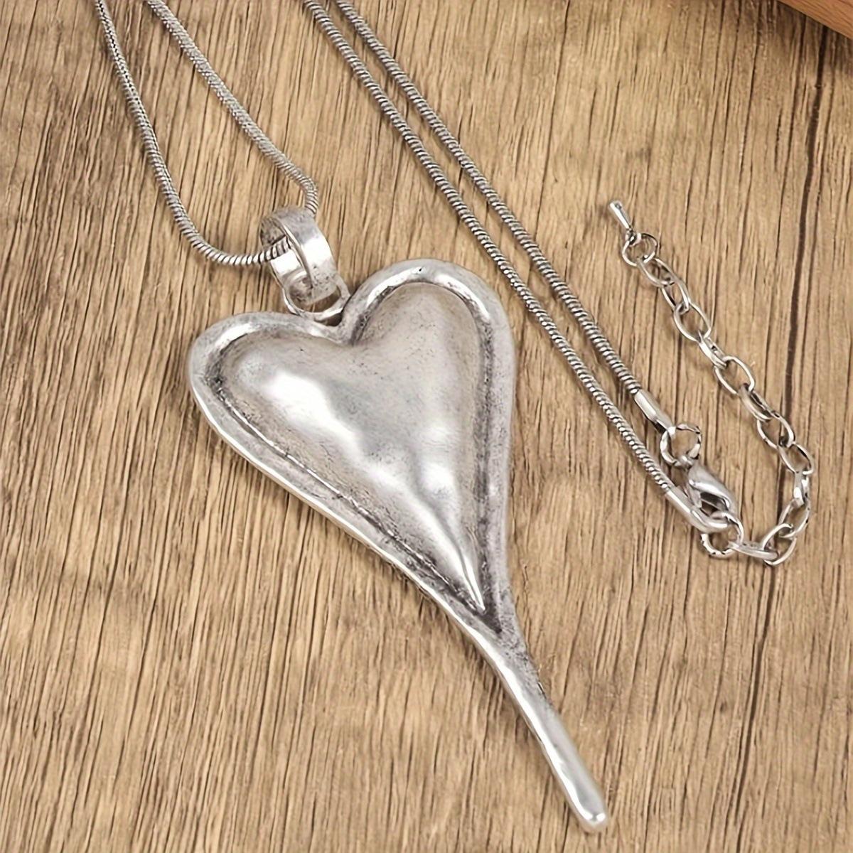 Lady Irregular Heart-shaped Pendant Necklace - Retro Women s Jewelry серебряный