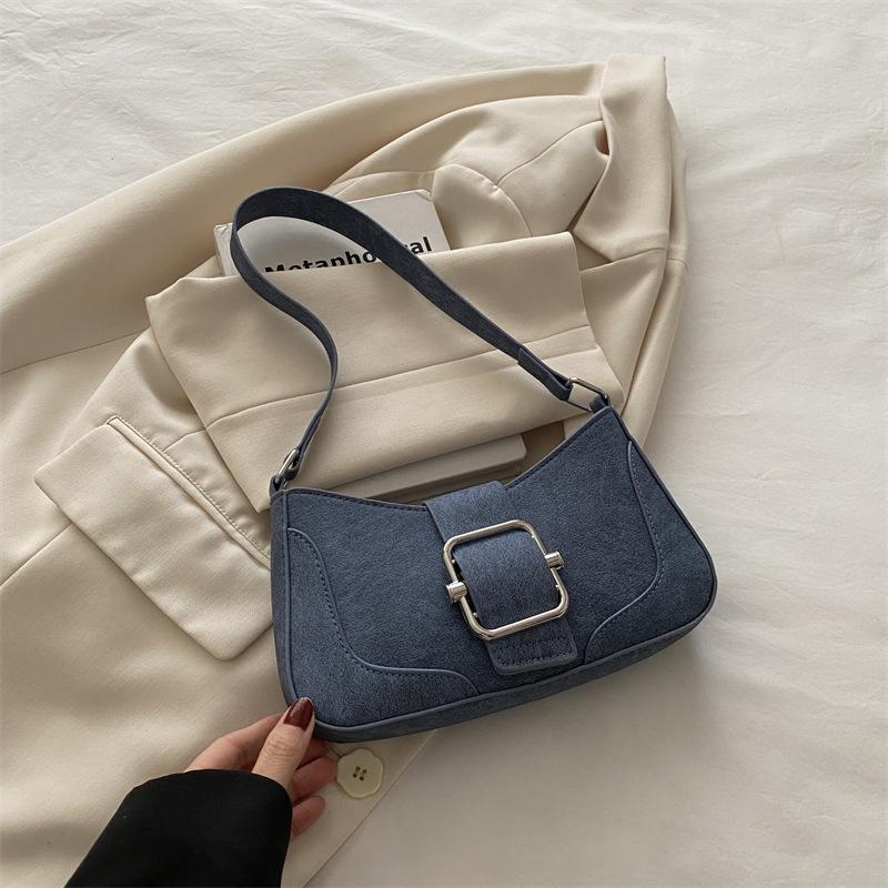 

Summer new bag new versatile trendy women s bag buckle shoulder bag crescent bag messenger bag solid color simple and generous синий