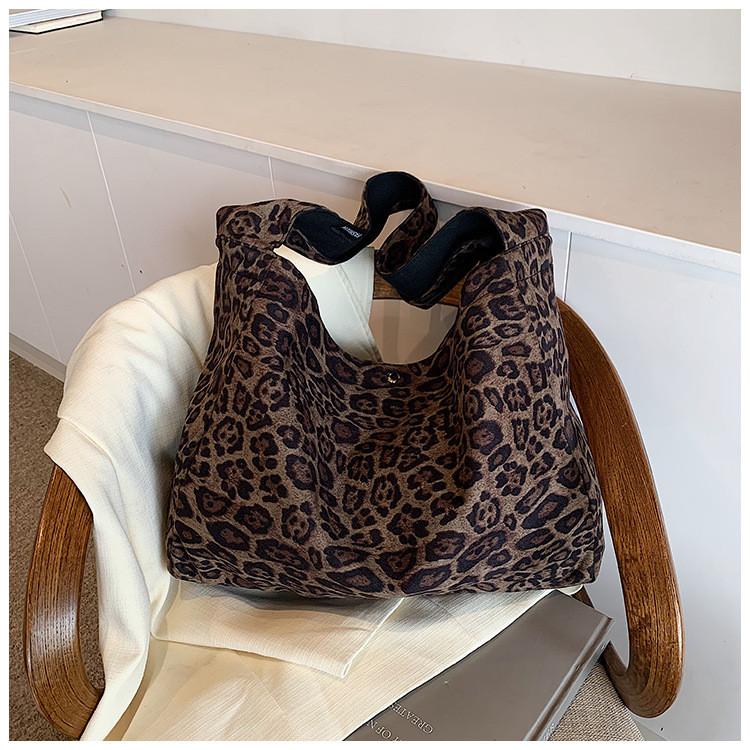 Ielgy Autumn Winter Leopard Print Large-Capacity Bag Casual Commuter Shoulder Loose Tote Bag