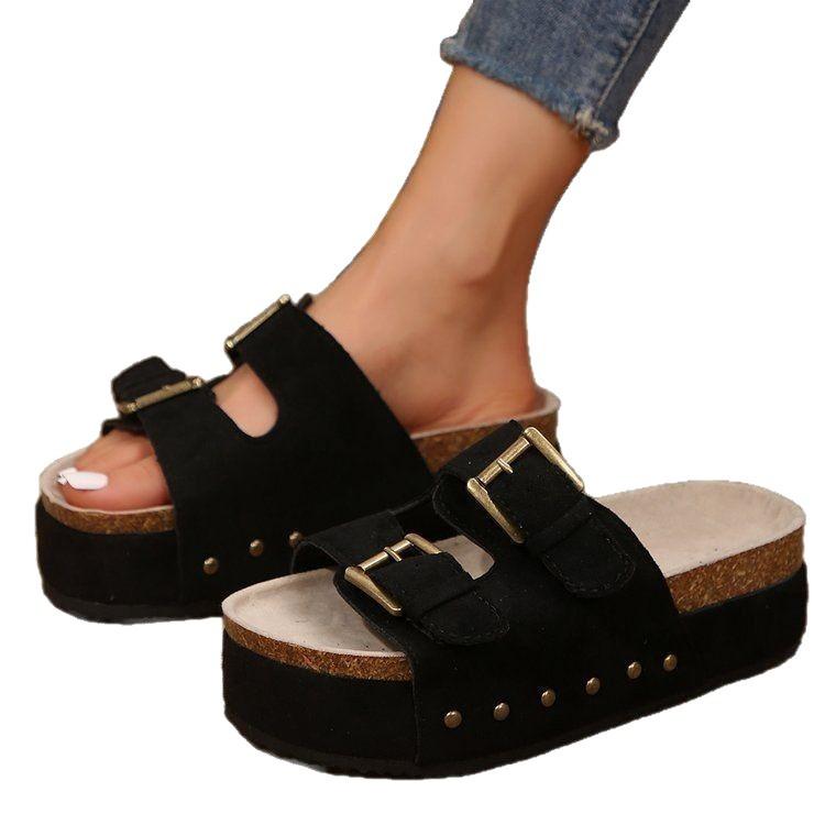2025 large size thick bottom belt buckle slippers women's summer 2025 new rivet slippers women
