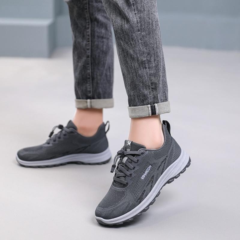 New Men's Casual Shoes Mesh Breathable Lightweight Sneakers Comfortable Soft-soled Non-slip Running Shoes Zapatillas Hombre 2025