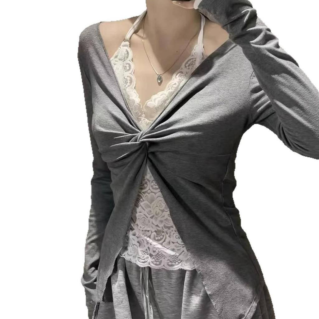 Sexy Two-Piece Lace Patchwork Long-Sleeve T-shirt with Chest Pads - Women's Spring/Autumn Slim Fit Top