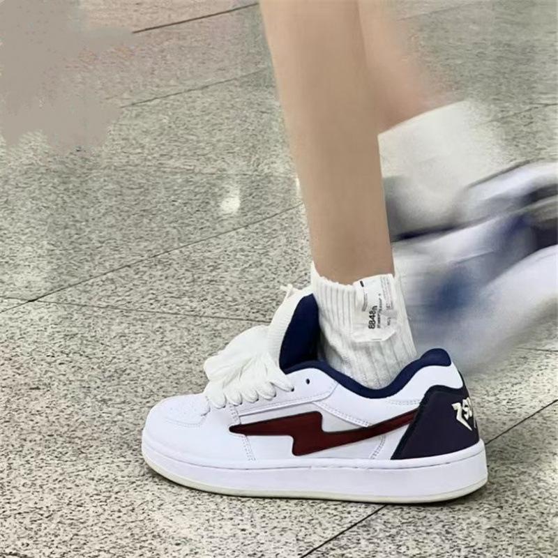 Campus Style High Value White Blue Mandarin Duck Lightning Board Shoes Women's American Bread Shoes Ins Retro Couple Casual Shoes