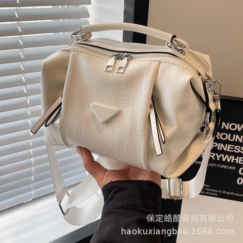 High-end Niche Design Bag Women's 2025 New Trendy Spring Summer Versatile Women's Shoulder Messenger Bag Handbag