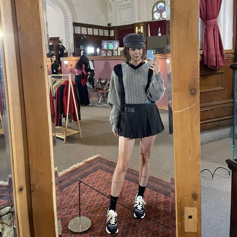 

Оформление: Возврат/обмен невозможен - Женский свитер толстой вязки Gro*e, корейский дизайн Dongdaemun One Size серый