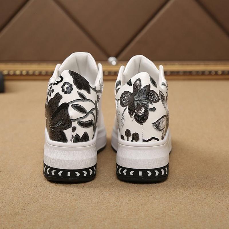 Stylish Flower Lace Sneakers For Women With A Chic Thick Bottom Platform Design