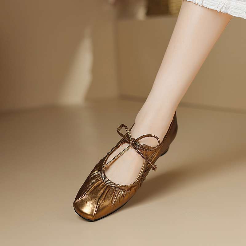 

Krazing Pot Sheep Skin Summer Spring Autumn Low Heels Women Round Toe Butterfly-knot Decoration Shallow Pumps 35 золотой