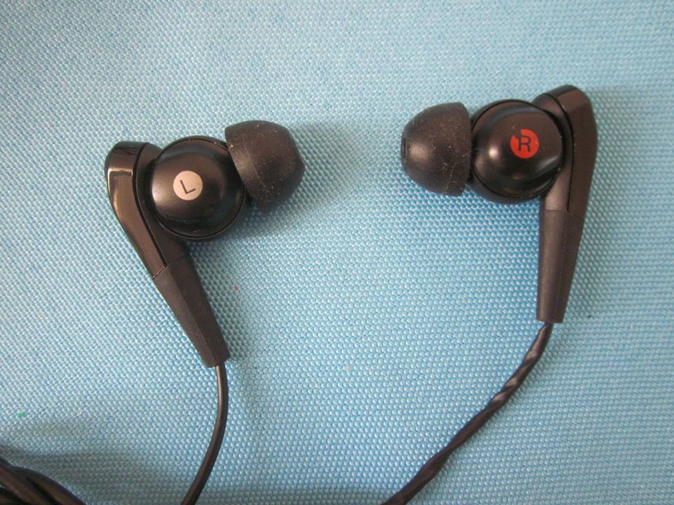 SONY MDR-NC033 Noise Cancelling Earphones Black Working Condition