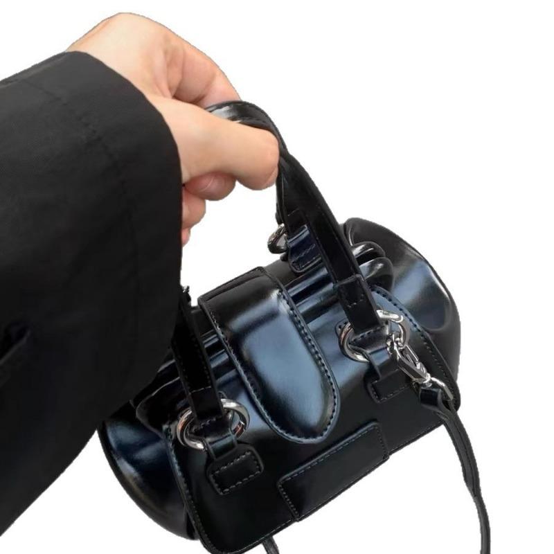 High-quality Hand-held Bowling Bag, Simple and Fashionable Single-shoulder Clip Bag, Commuter Crossbody Bag