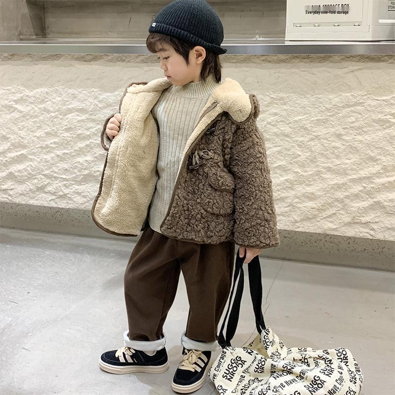 2025 Autumn/Winter Boys' Lambswool Quilted Fleece Coat for Small and Medium Sized Children