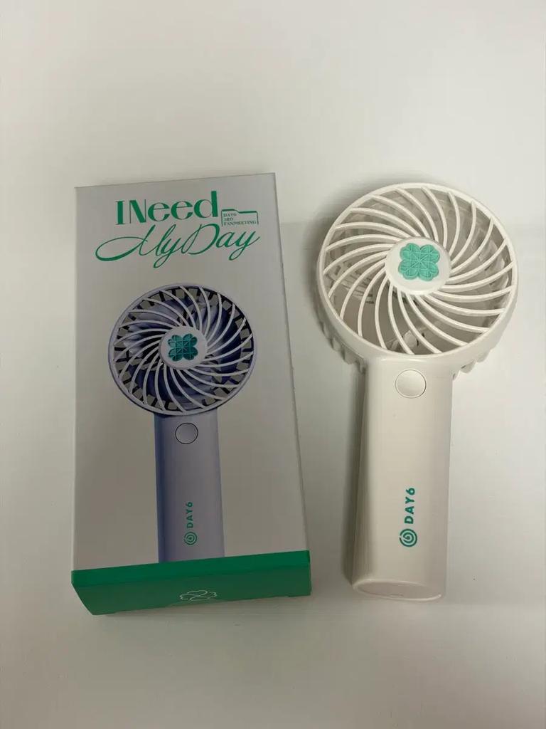 DAY6 Fan Used