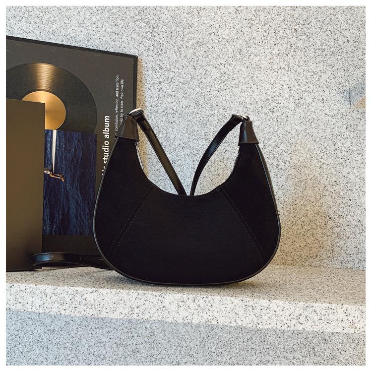 

Нишевая сумка-пельмень с ретро-дизайном, женская сумка 2025, новая замшевая сумка-мессенджер большой вместимости, повседневная наплечная сумка чёрный