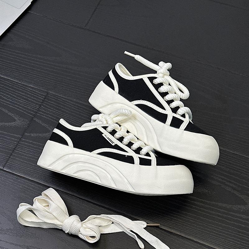 -6 bread shoes big head board shoes versatile height increase low top casual board shoes wide head casual sports shoes