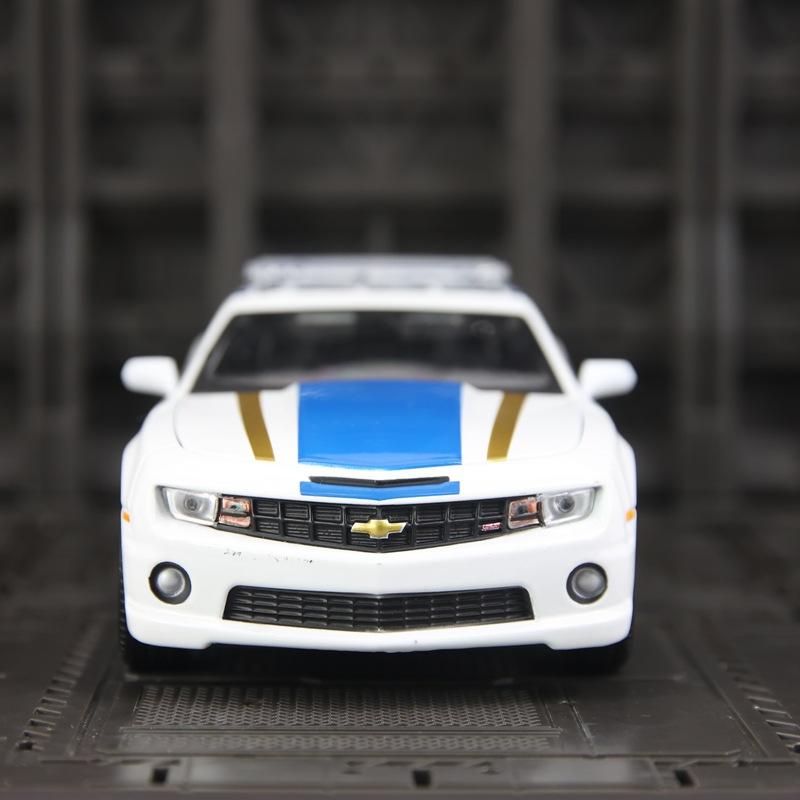 Maisto 1:24 Chevrolet Camaro SS RS 2010 Alloy Car Diecasts & Toy Vehicles Car Model Miniature Scale Model Car For Children