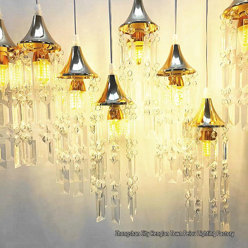 New Luxury 10-Head Crystal Icicle Chandelier for Wedding Stage and Ceiling Decoration