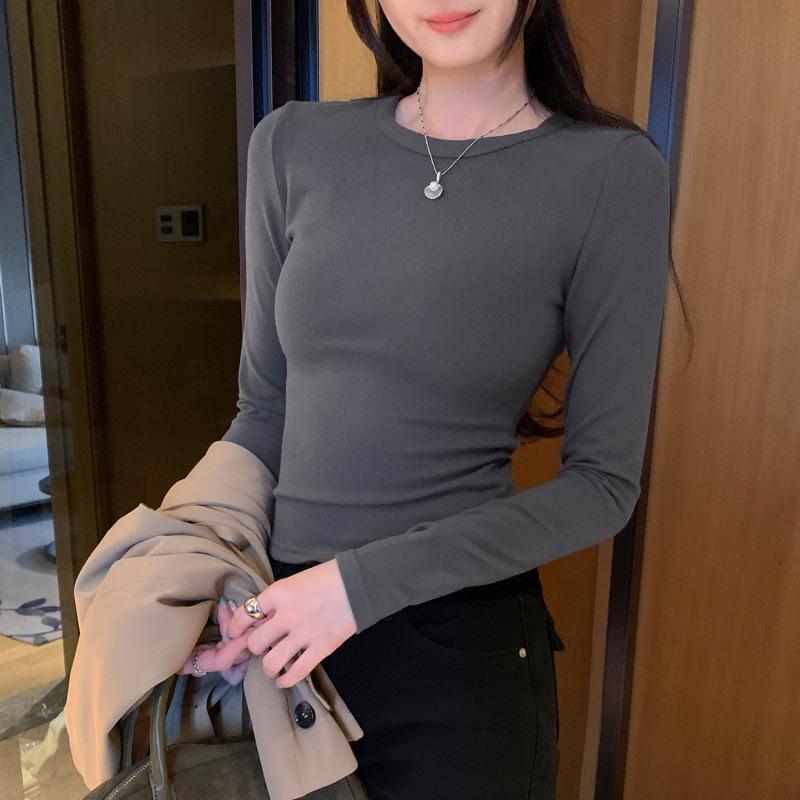 

Elegant Slim-Fit Round-Neck Brushed Base Layer T-Shirt for Women, Featuring Stunning Cinched Waist - Autumn/Winter 2026 Collection Medium