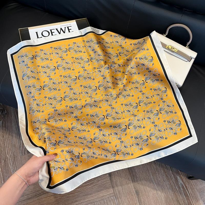 Silk scarf 71 * 71 imitation silk square scarf Korean atmosphere neck silk scarf flower pattern flower polka dot scarf