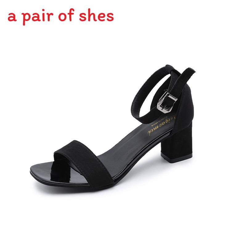 Fashion Summer Womens Roman Style Open Toe Low Heel Sandals With Buckle For Adults