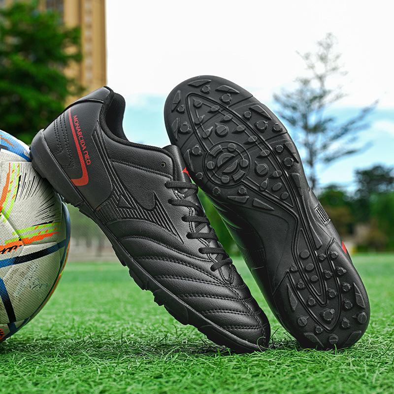Football shoes men's low-top football shoes women's broken nails adult training primary school students' games boys' special youth football shoes