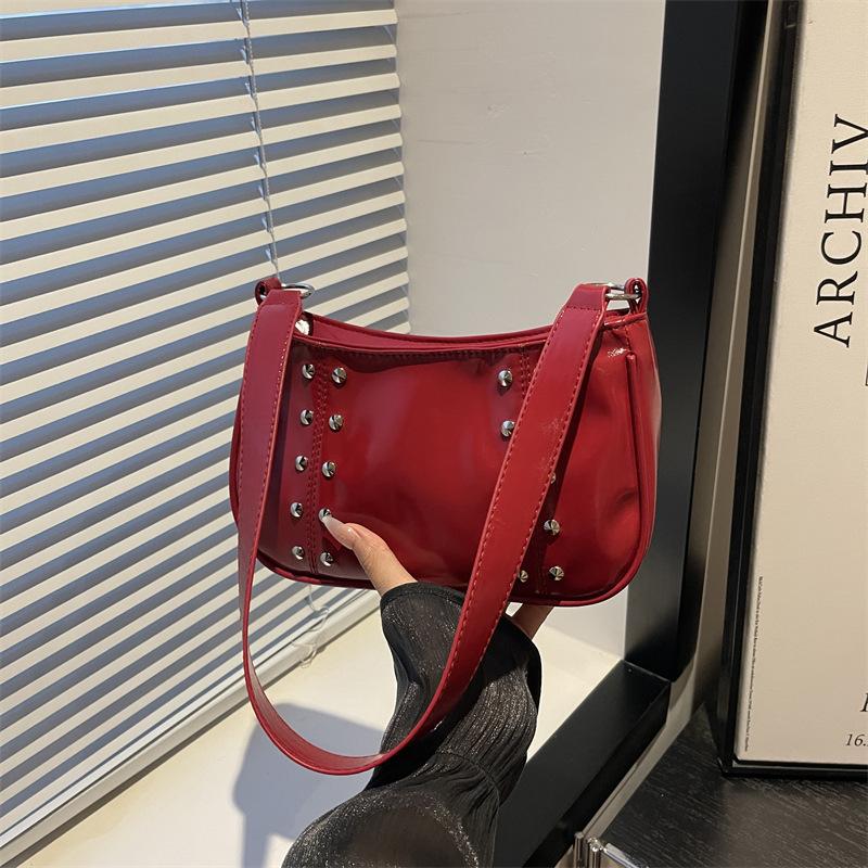 2025 New Autumn Casual Women's Simple Retro Fashion Rivets Simple Broadband Single Shoulder Oblique Span Small Square Bag