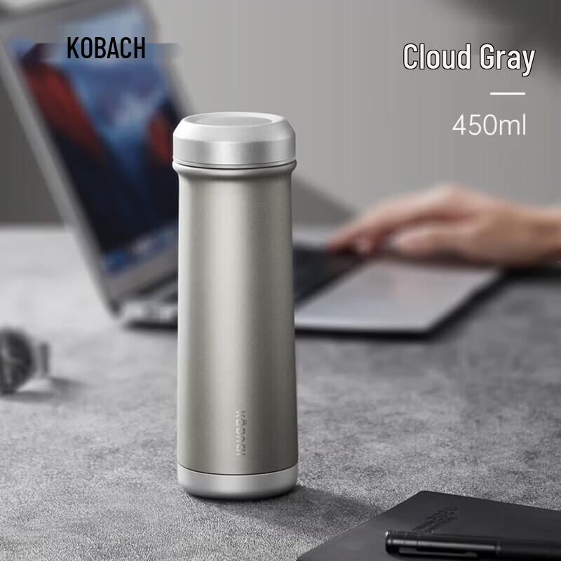 

Изолированная титановая бутылка для воды Kobach с ситечком для чая