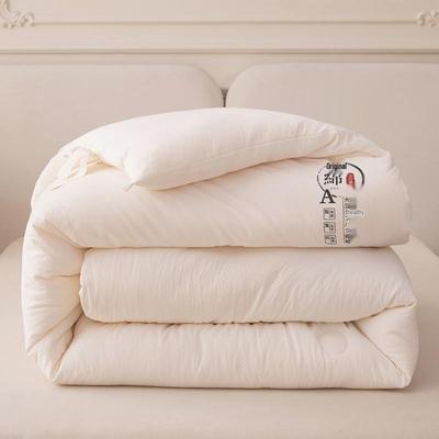 Soft and Skin-Friendly Cotton & Fiber Quilt - All-Season Warmth for Dorms & Homes