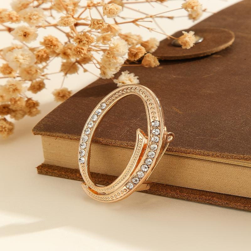 Women A-Z Letter Brooch Rhinestones Crystal Gold Color English Alphabet Metal Pins Cute Brooch Jewelry Accessories Gift