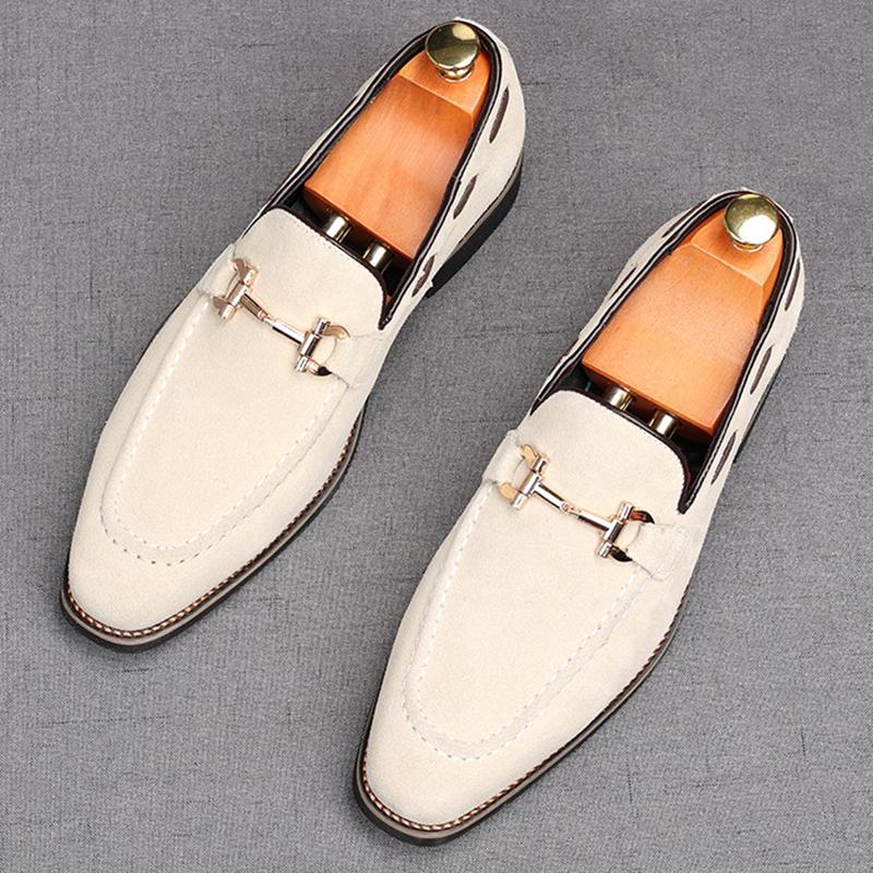 Fashion New Men's Cow Suede Leather Slip On Shoes Male Designer Metal Button Loafers Wdding Prom Homecoming Footwear Zapatos Hombre