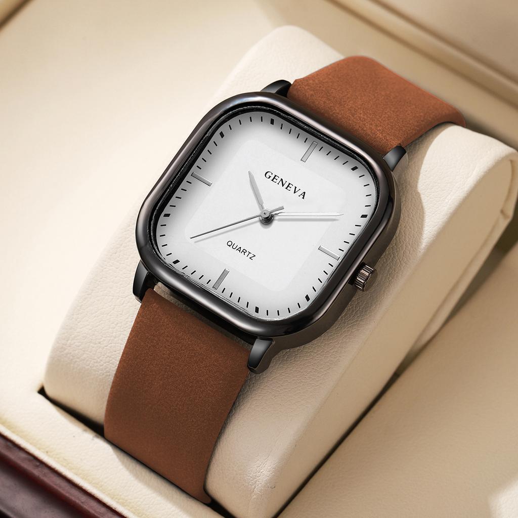 Modische Herrenuhren mit minimalistischem Quarzwerk und lässigem Lederarmband