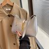 Niche Design Bag Women's Summer New Texture Handheld Underarm Bag Versatile Fashion Shoulder Bag