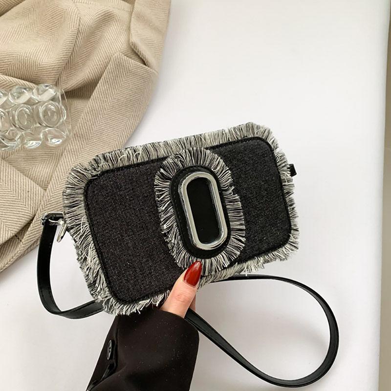 

Сумка для фотоаппарата с бахромой из денима с меховым краем в Корейском стиле, простая однотонная квадратная сумка для женщин, новая повседневная мини-сумка через плечо