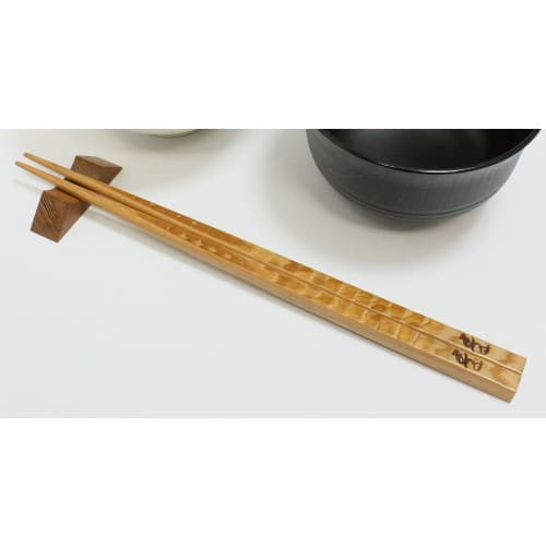 High-quality Yakusugi Japanese chopsticks, pair chopsticks with chopstick rest, wave pattern, 23cm x 24cm