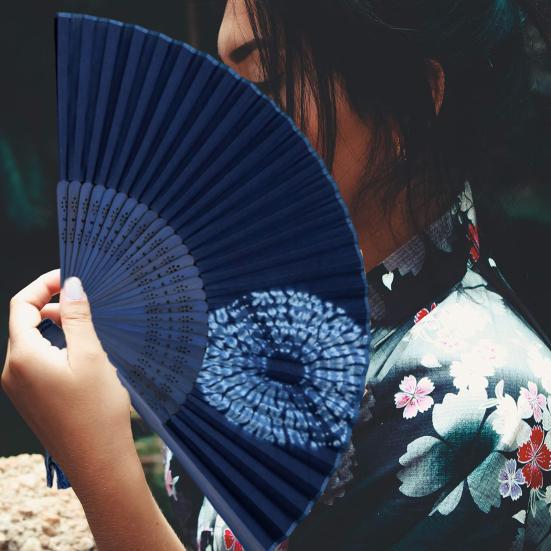 1 Set Handcrafted Tie-dye Folding Fan with Tassel Storage Bag Bamboo Ribs Portable Summer Handheld Fan Decoration Dance Performance Party Props