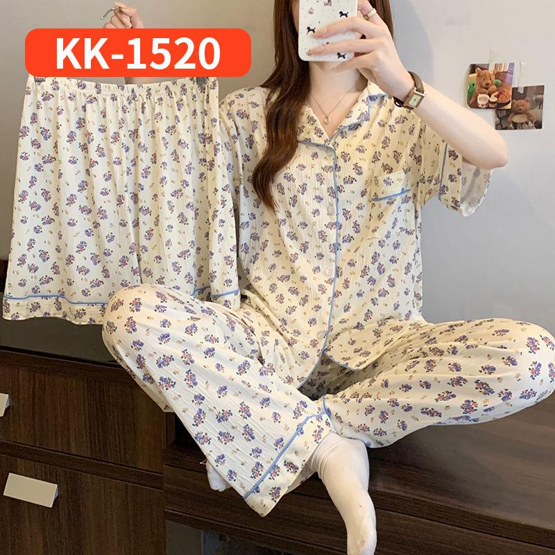 Retro Small Floral High-End Wrinkled Cloth Pajamas Women'S Summer Casual Homewear Short-Sleeved Three-Piece Set