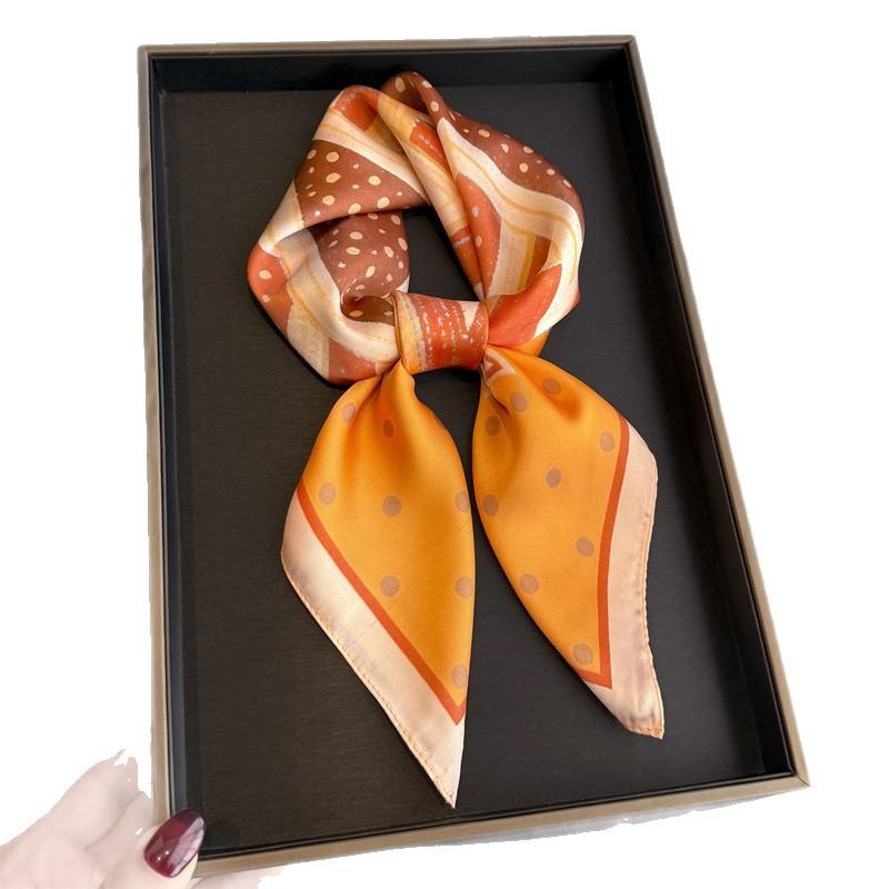 Modern Retro Printing Fashion Silk Scarf Square Scarf High-end Shawl Sunscreen Neck Small Square Scarf Headscarf Women's Scarf