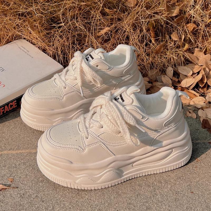 

Little white shoes women s summer 2025 new thick-soled heightening board shoes women s niche versatile original sports and leisure shoes women 40