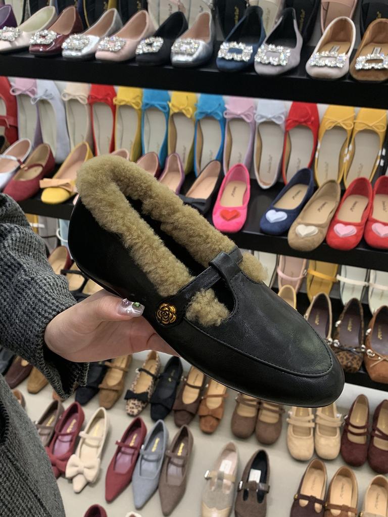 Retro round head plush shoes 2025 autumn and winter Mary Jane warm cotton shoes small leather shoes