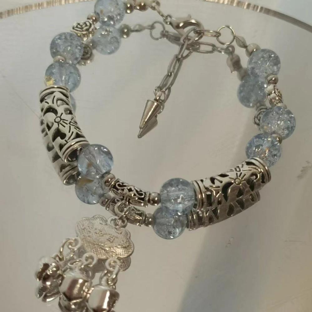 

Новый браслет в китайском стиле с колокольчиком и замком мира Новый стиль Нишевый дизайн Национальный стиль Темперамент Бисерные ручные украшения 02