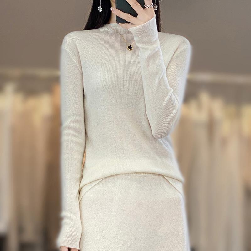 Women's Warm Embroidered High Neck Knit Wool Sweater - Semi-Thin Pullover for Autumn/Winter
