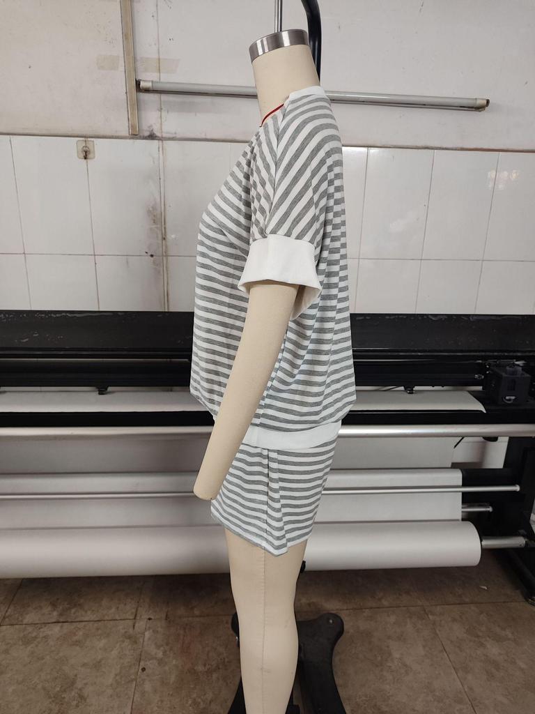 European and American Women's Stripe Knit Two-Piece: Loose Sweatshirt & High-Waisted Shorts Set