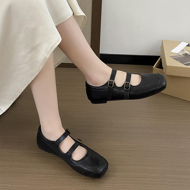 Korean Version of Niche Design Sense Flat Mary Jane Shoes Small Leather Shoes 2025 Autumn and Winter French Retro Double Buckle Single Shoes Women