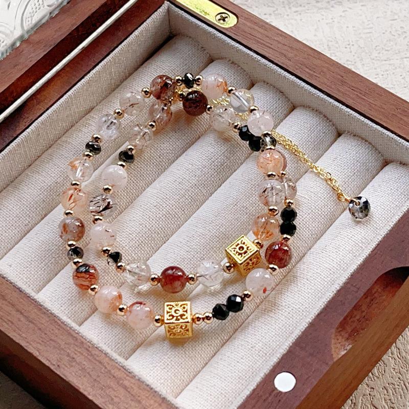 2025 new niche design fashion light luxury crystal bracelet