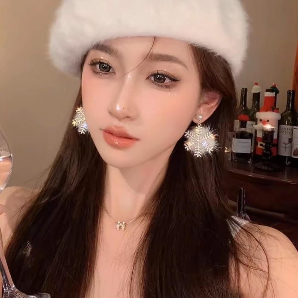 Schneeflocken-Design Weihnachts-Ohrringe Schleife Zirkonia-Ohrringe Neue Perlenstecker Frauengeschenk