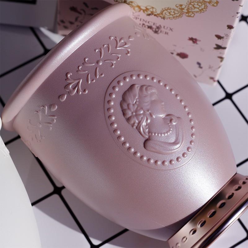 Laduree Embossment Make-up-Pinselhalter – Weiß/Rosa – Luxuriöses Beauty-Kosmetikpinsel-Aufbewahrungsetui