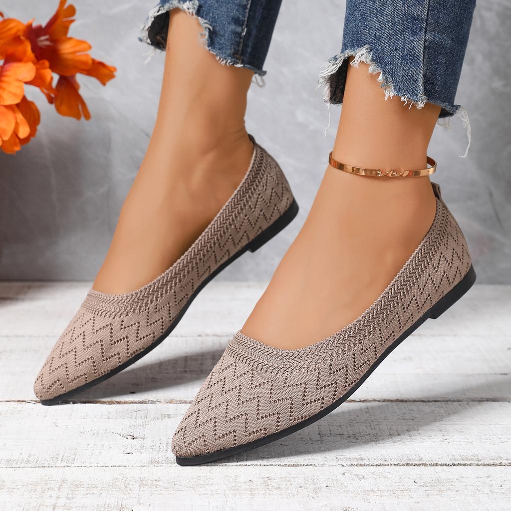 Women Flats Shoes 2025 New Knitted Slip on Shoes for Women Pointed Toe Solid Color Loafers Casual Breathable Flat Sneakers Women