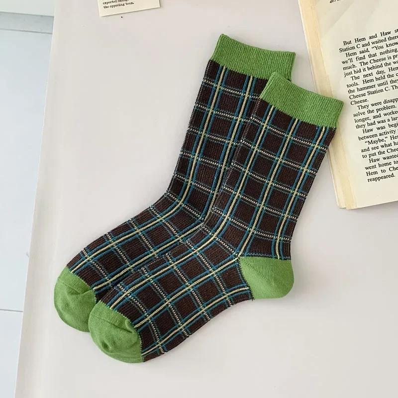 Retro Vintage Women Socks Cotton Knitting Japanese Fashion Girl Elastic High Long Socks Harajuku Autumn Winter Crew Stocking New