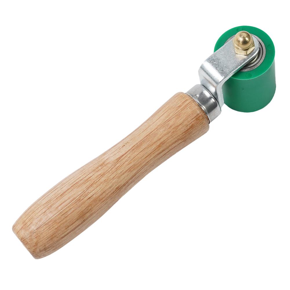 Silicone Hand Roller for Welding PVC Waterproof Membrane and Tarpaulin Membrane Two Way Bearing Design 40mm Size rosso