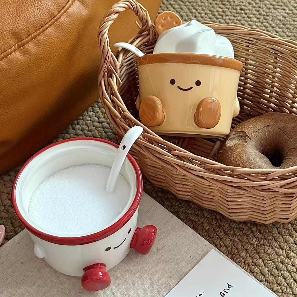 Single Pack Cute Cake Shaped Ceramic Seasoning Jar, High-Value Seasoning and Spice Tool, Salt and Pepper Shaker, Table Decorations,Single 235ml/7.95oz