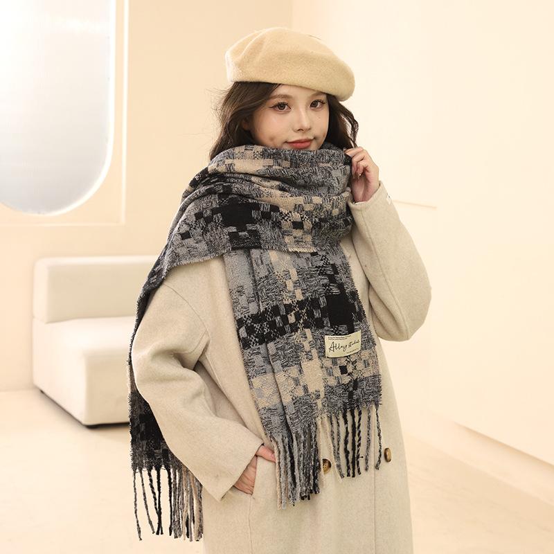 2024 New Autumn And Winter Atmosphere Plaid Fringe Warm Scarf For Couples, Thick Long Scarf Gift