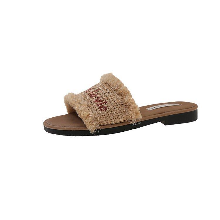 

Beautiful flat-bottomed cool slippers women s 2025 new summer fashion outer wear fashion high-end seaside skirt slippers 40 бежевый